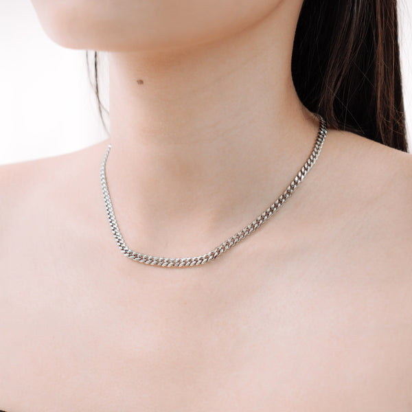 Cele Curb Chain Necklace | Made Different Co | Singapore Personalised Jewellery