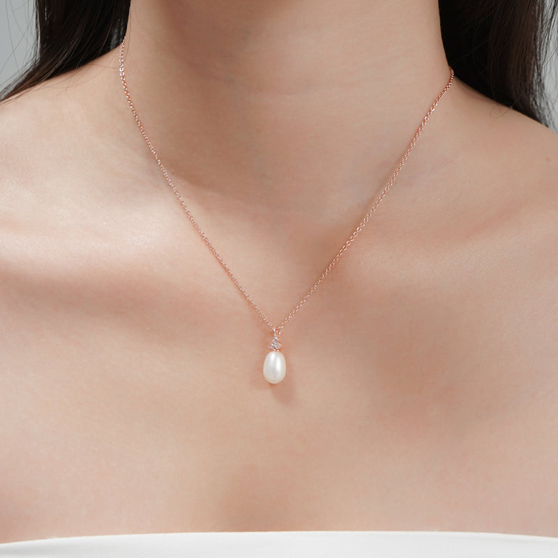 Willa Pearl Necklace.