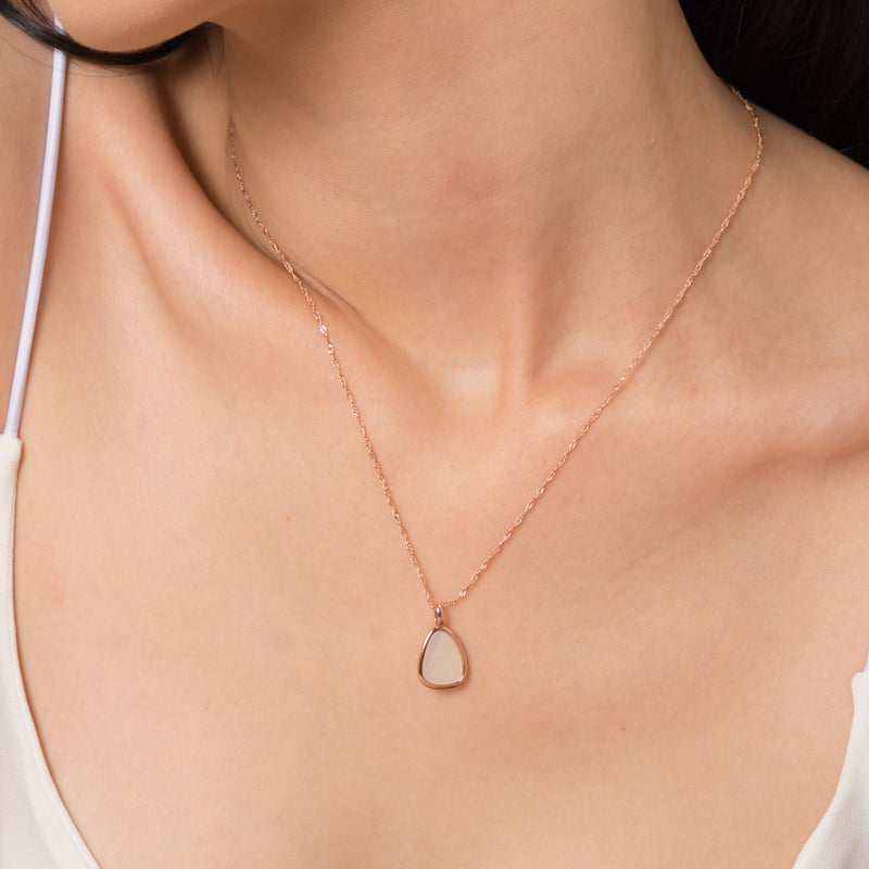 Diana Mother-of-Pearl Necklace