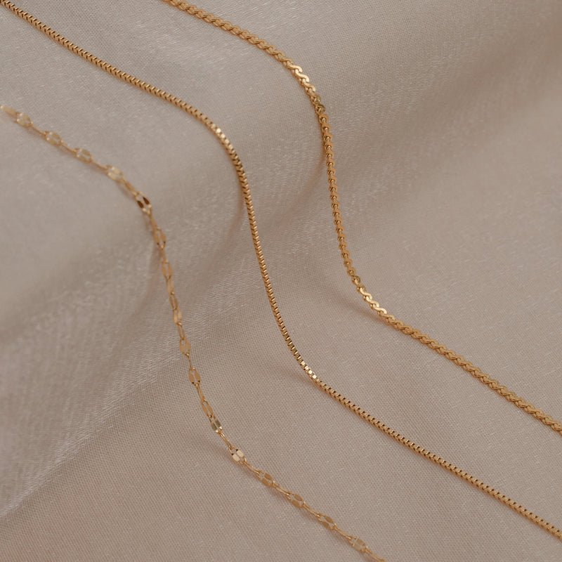 Serpentine Chain Necklace.