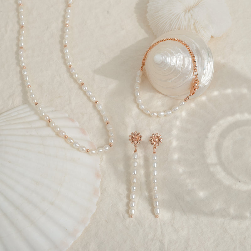 Bondi Pearl Earrings.