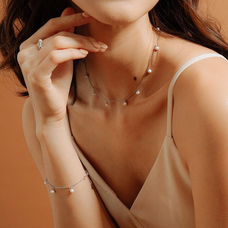 Nerissa Pearl Bracelet.