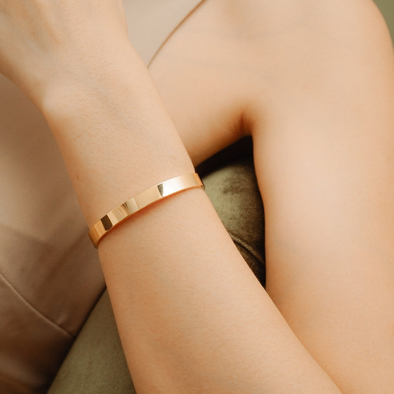 Signature Classic Bangle | Made Different Co | Singapore Personalised Jewellery