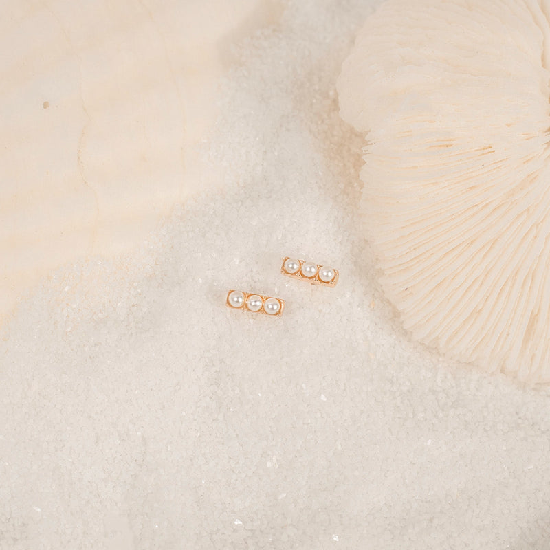 Sereia Pearl Studs Made Different Co.