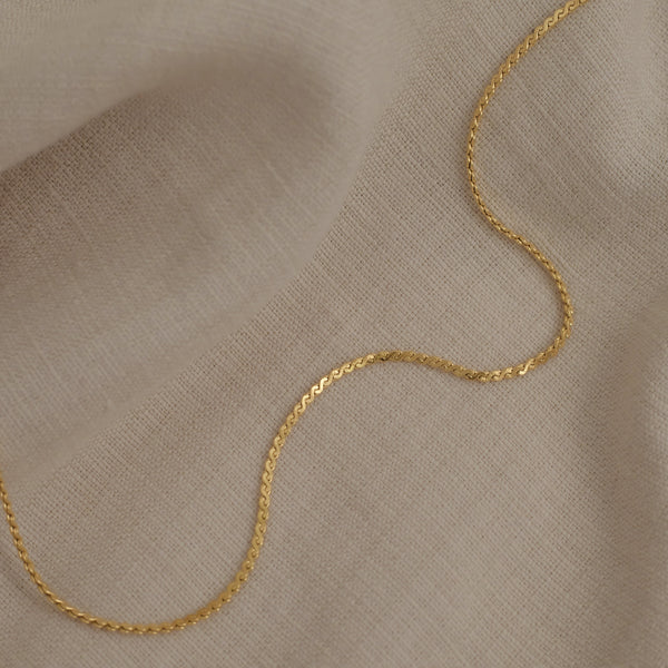 Serpentine Chain Necklace.